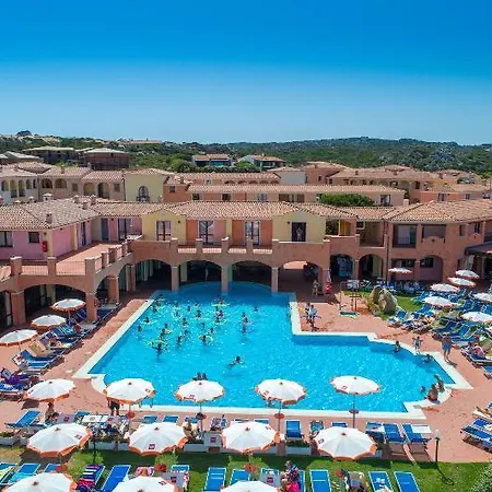 Mangia's Santa Teresa Sardinia, Curio Collection By Hilton
