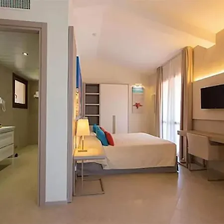 Mangia's Santa Teresa Sardinia, Curio Collection By Hilton 4* Santa Teresa Gallura