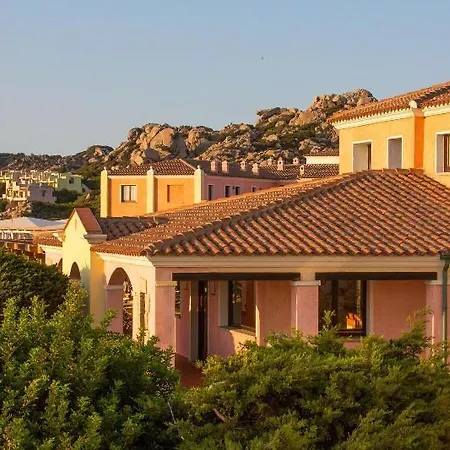 Mangia's Santa Teresa Sardinia, Curio Collection By Hilton 4*